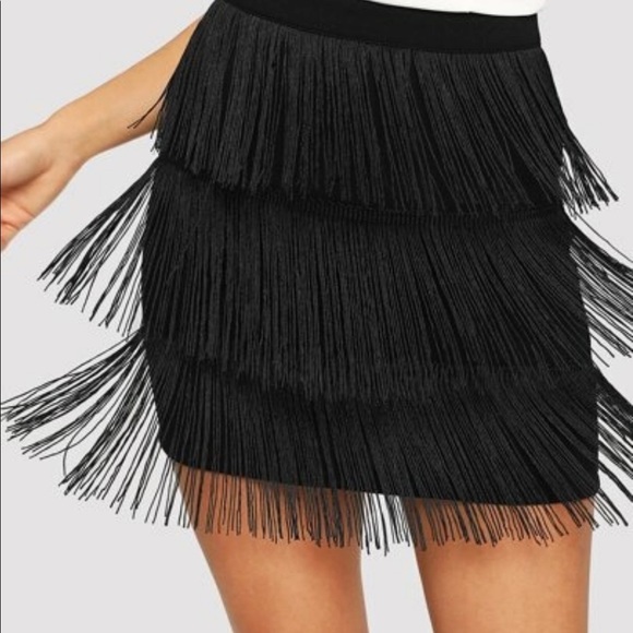 Black fringe skirt - Picture 1 of 6